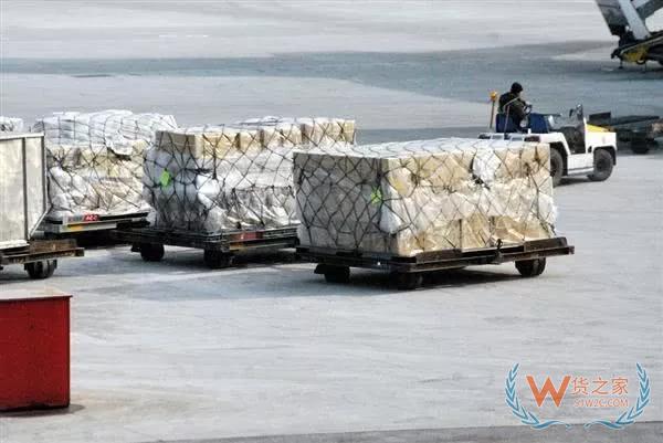 特朗普計劃取消國際郵政折扣 美媒：又是劍指中國 —運費要漲！貨之家
